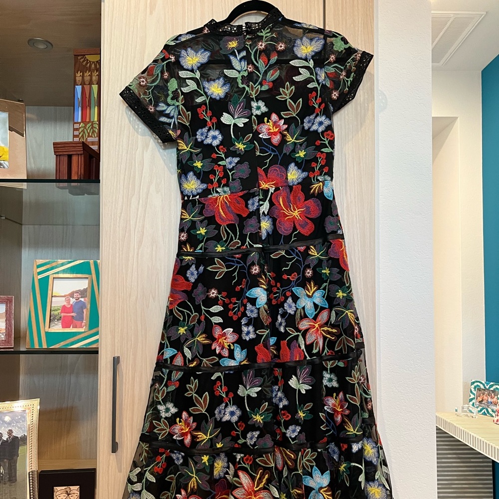 Beautiful midi floral embroidered dress.